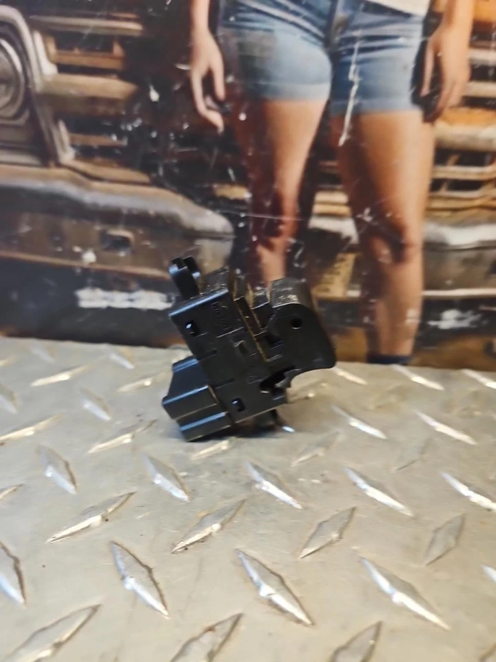 Door Window Switch WVE 1S12965 - Image 2 of 4