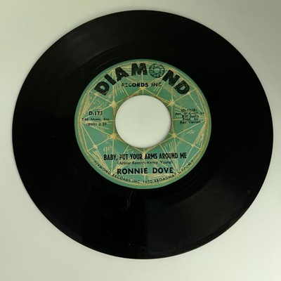 Vinyl 45 RPM Record - Ronnie Dove Baby, Put Your Arms Around Me / Right Or Wrong