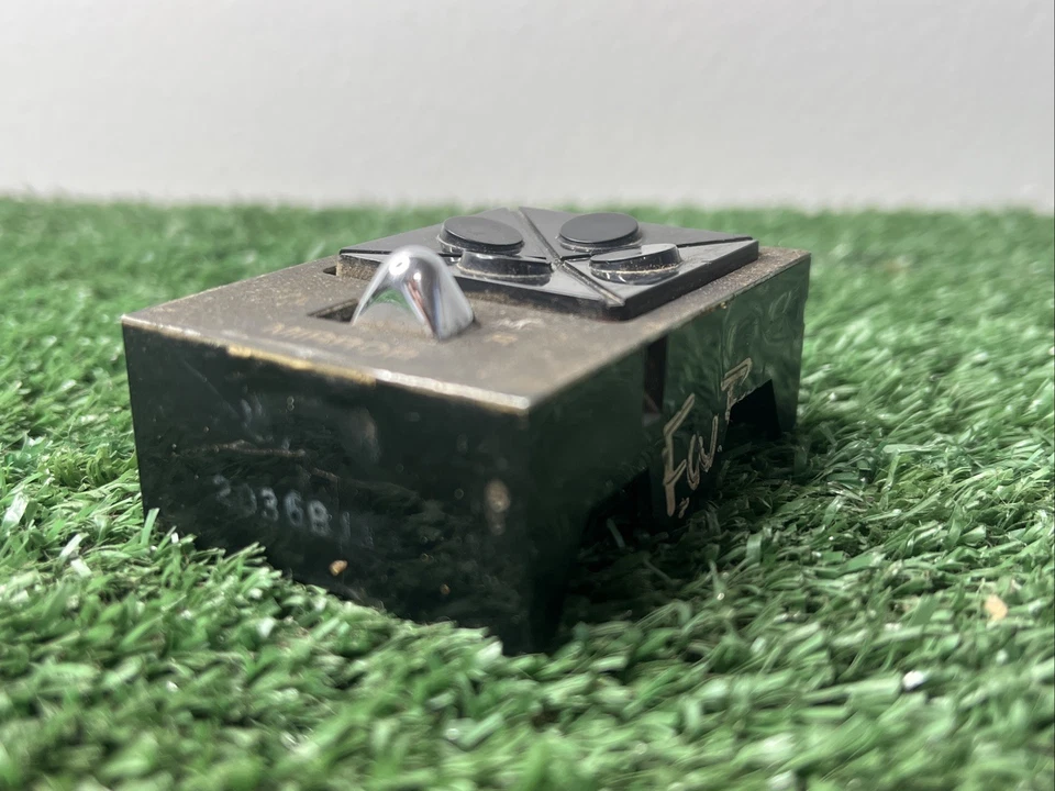 Interruptor de espejo retrovisor eléctrico GM Oldsmobile Toronado y otros 20377814 usado OEM Foto 2 de 3