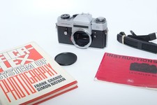 Leicaflex SL 35mm SLR Film Camera. Working TTL light meter. Strap. Book.