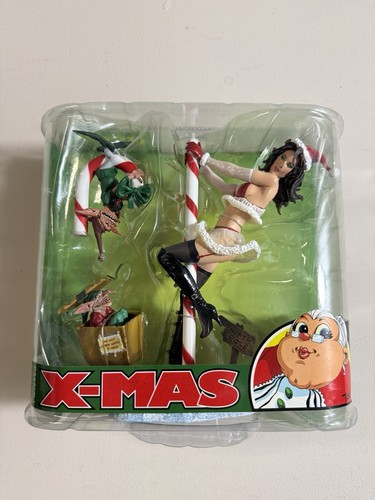 McFarlane Toys Twisted X-mas Mrs Claus Blonde Christmas Figure 1 of 4000 2007