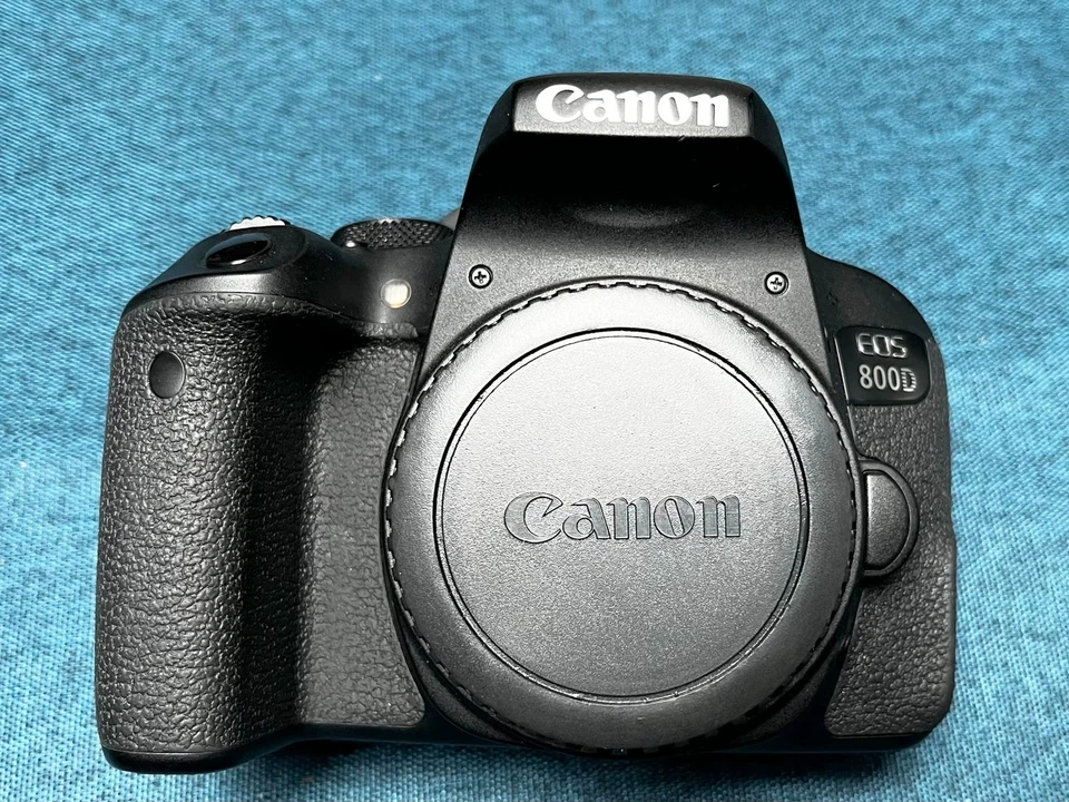 Cámara Canon EOS 800D/T7i DSLR montura EF (solo cuerpo) 100 % funcionando Foto 3 de 4