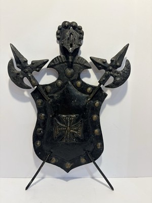 Vintage Cast Iron medieval Spanish coat of arms wall plaque From Mexico