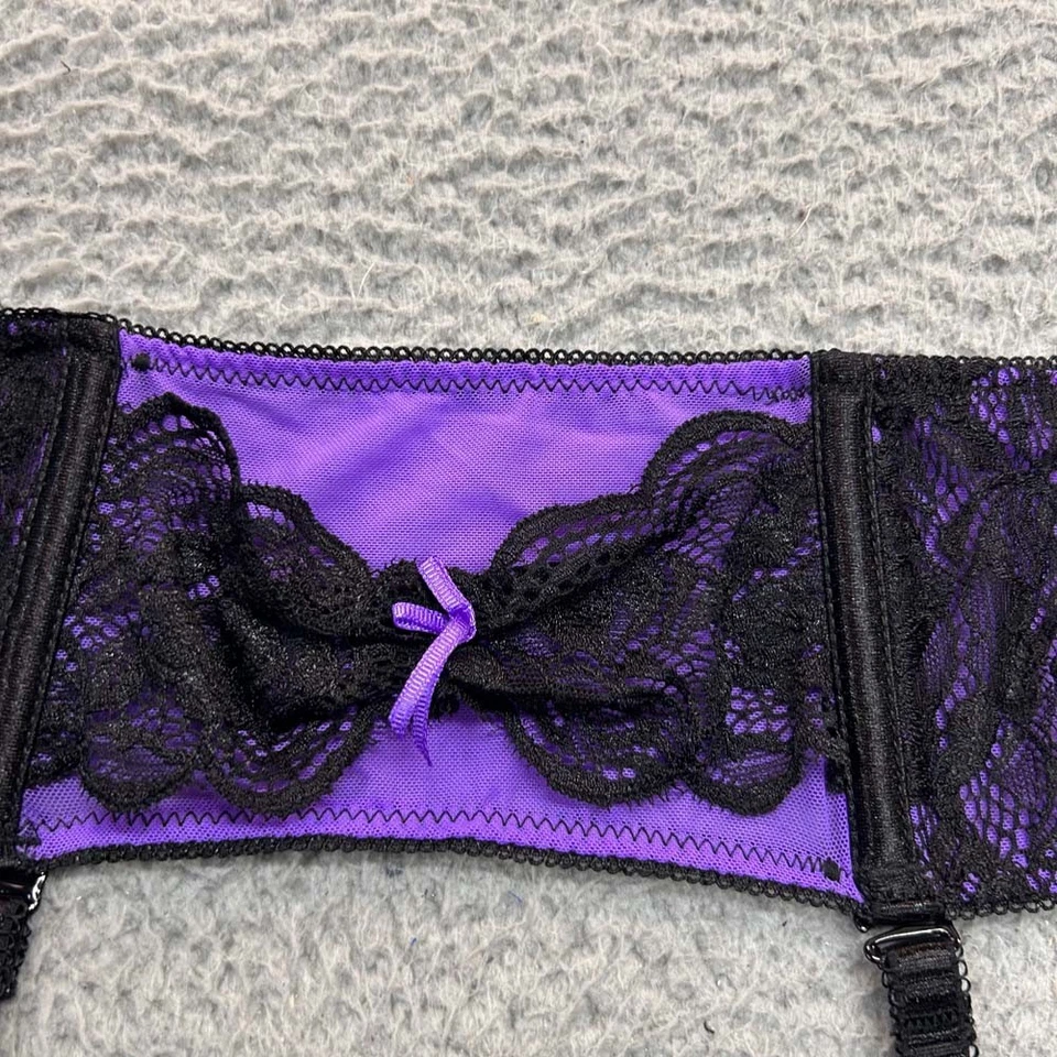 Cinturón liguero Seven Till Midnight talla hipster púrpura negro ribete de encaje Foto 4 de 4