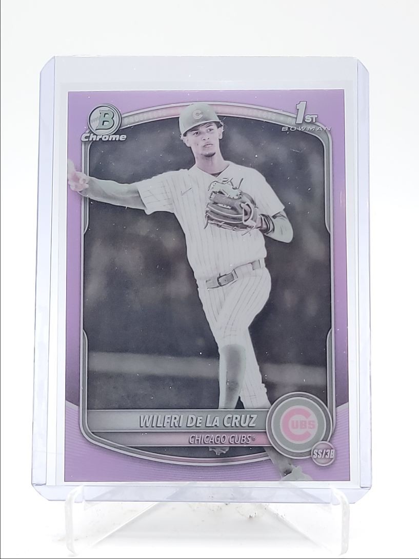 WILFRI DE LA CRUZ 2025 BOWMAN CHROME 1ST PEARL REFRACTOR SSP Q4060