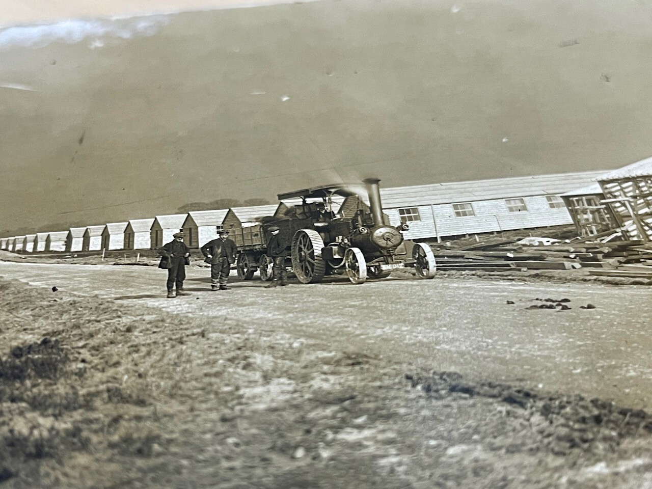 ww1-prees-heath-hutments-military-camp-construction-rp-postcard-steam