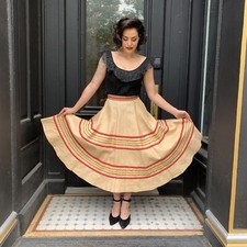 Vintage 1950's Full Circle Skirt with Rick Rack and Floral Trim Detail 26" Waist