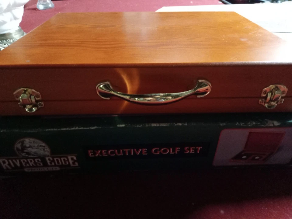 Rivers Edge Executive Golf Set - Image 3 of 4