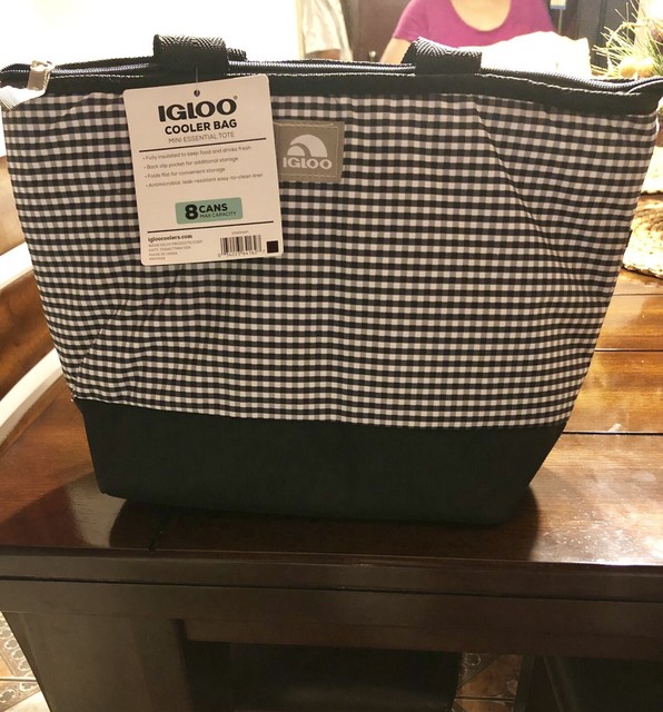 igloo essential tote cooler bag