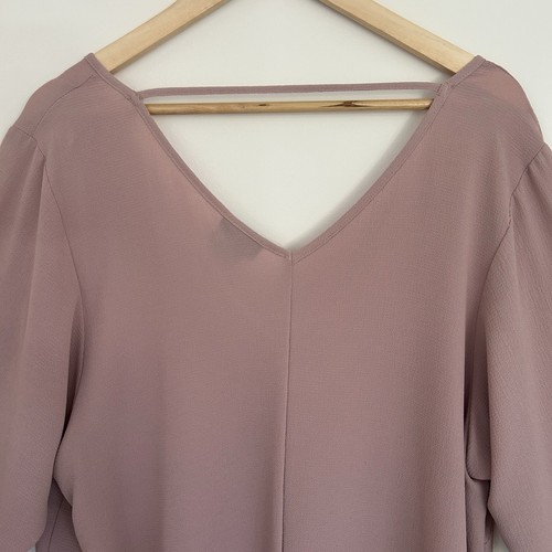 City Chic Womens Blouse Size M / 18 Dusty Pink 3/4 Bell Sleeves V Neck Flowy - Picture 8 of 20