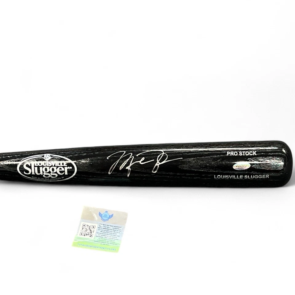 Michael Jordan Signed Baseball Bat #23 Louisville Slugger Game Model w/ Holo COA - Image 3 of 4