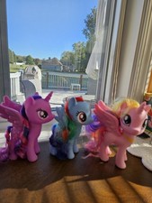 My Little Pony lot of 9  Spike. Ponies 6" T, Spike the Dragon 4" T.