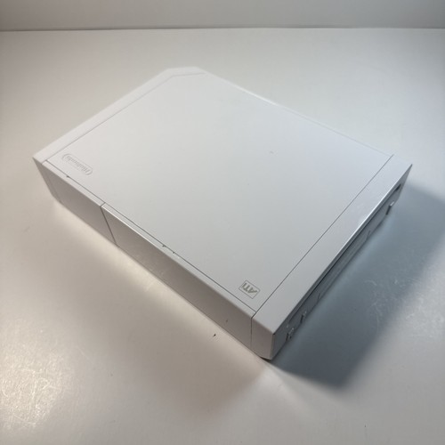 Nintendo Wii Replacement Console Only Gamecube Compatible RVL-001 Tested Working - Picture 2 of 7