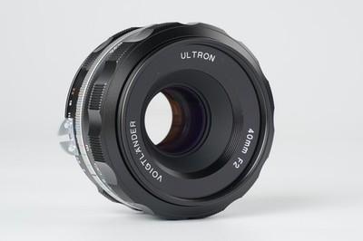 Voigtländer Ultron 40 mm F/2 Aspherical SL IIS Lens for sale