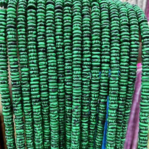 Cuentas espaciadoras Heishi rondelle de malaquita verde sintética de 2x6 mm para hacer joyas - Imagen 3 de 7