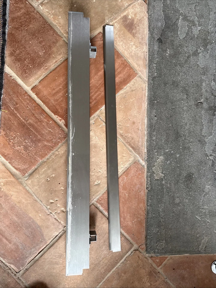 Viking 36 英寸格栅,LOUVER UPPER AF 不锈钢左铰链 PM910418 — 第 4/4 张图片