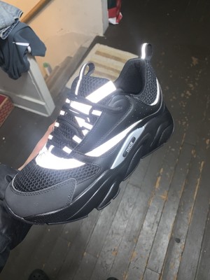 designer Dior B22