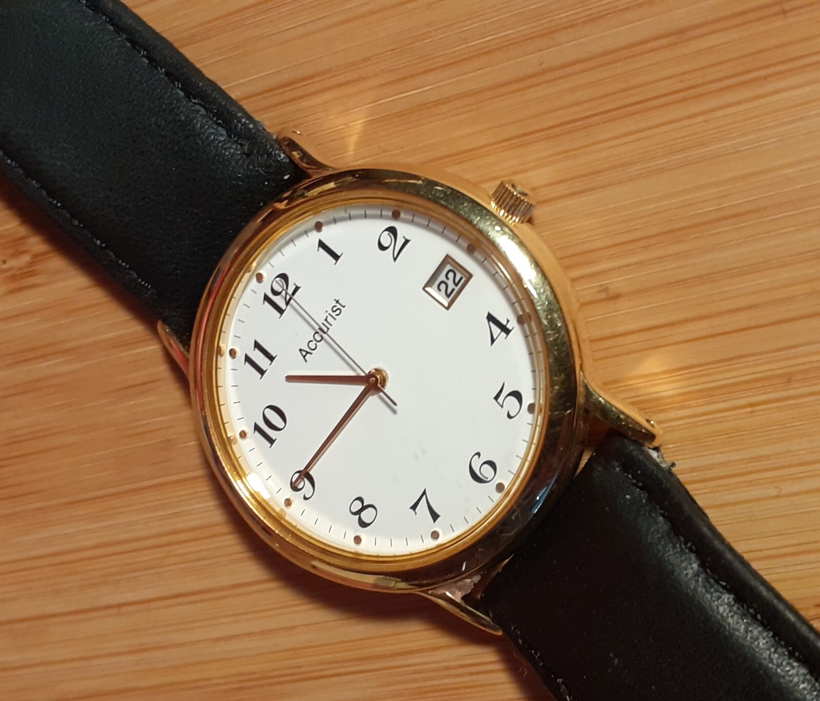 ⌚ Vintage Accurist SR621SW Date Quartz Gents Watch 30M NEW SWISS