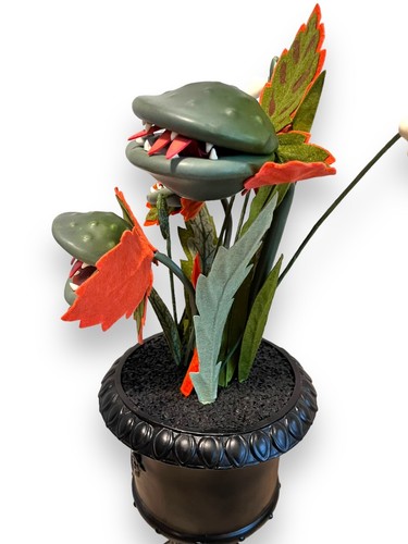 Ghoulish Garden Succulent Halloween Scary Planter Target Hyde & Eek Boutique - Picture 4 of 6