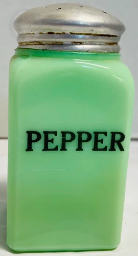 *Vintage 1930's *McKee*Jadite Jadeite*Pepper Shaker*24175D S42