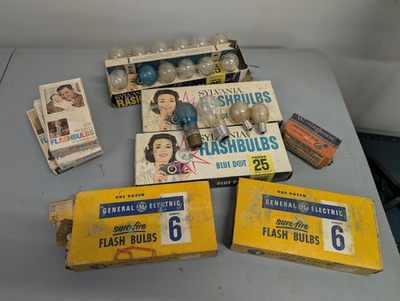 #ad Lot Of of Assorted Vintage Camera Flashbulbs GE And Sylvania $39.00