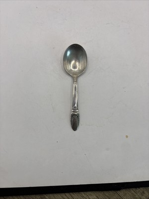 VINTAGE FIRST LOVE ROGERS BROS 1847 SILVERPLATE BABY SPOON 4-1/8