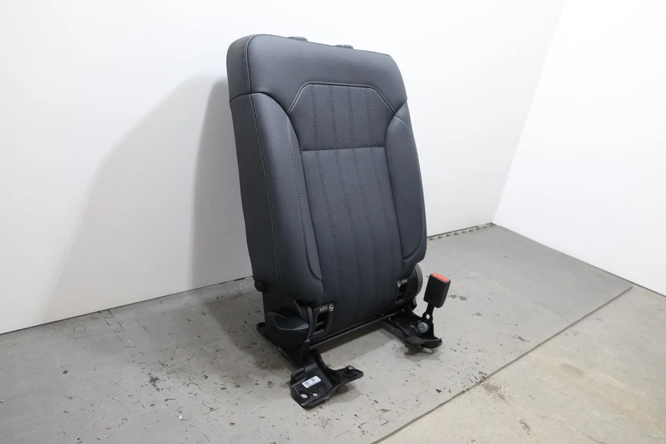 2016-2018 MERCEDES GLE350 W166 后座右座悬浮盖原始设备制造商黑色_111 — 第 3/4 张图片