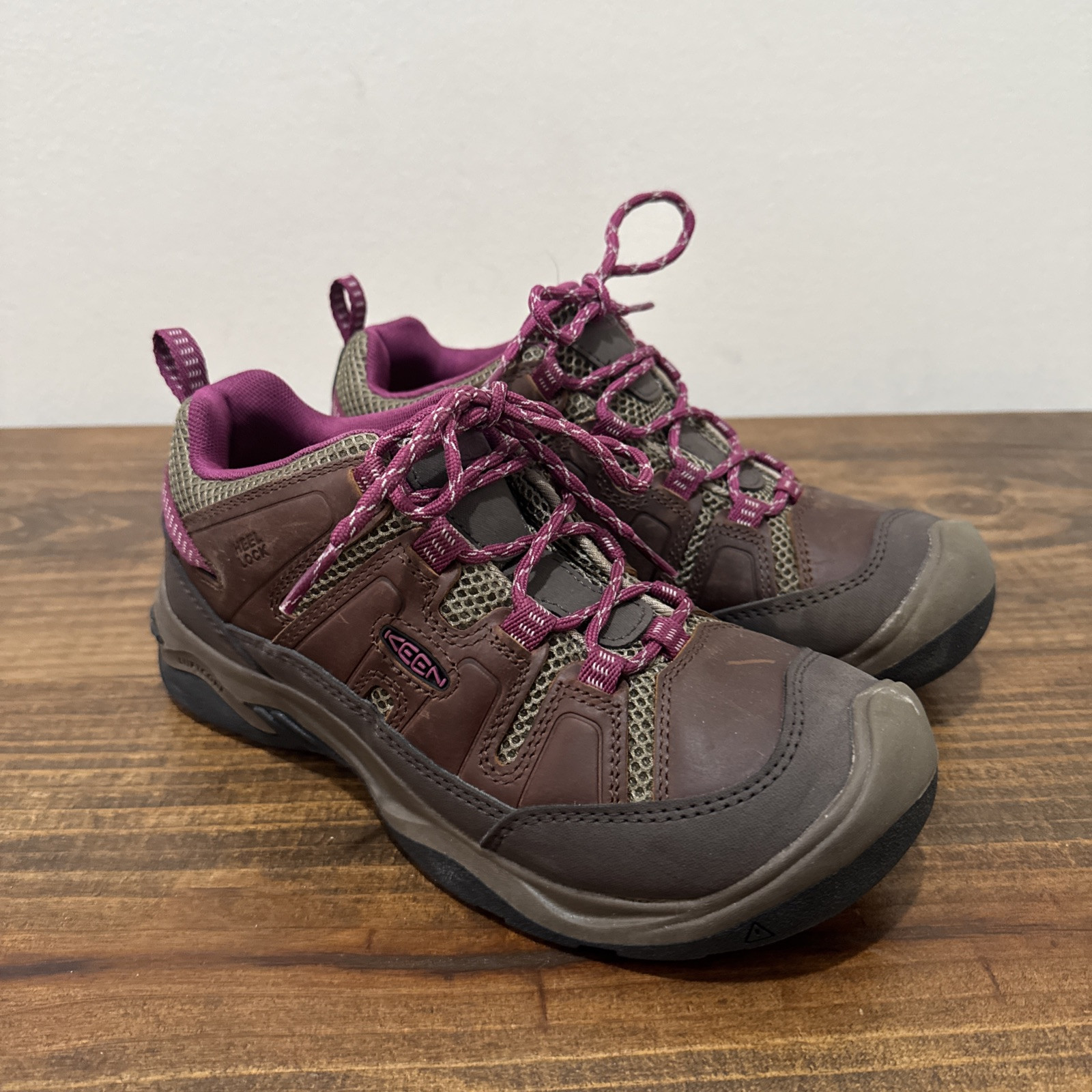 Scarpe da trekking Keen 1026778 Circadia Vent donna sciroppo boysenberry taglia 7