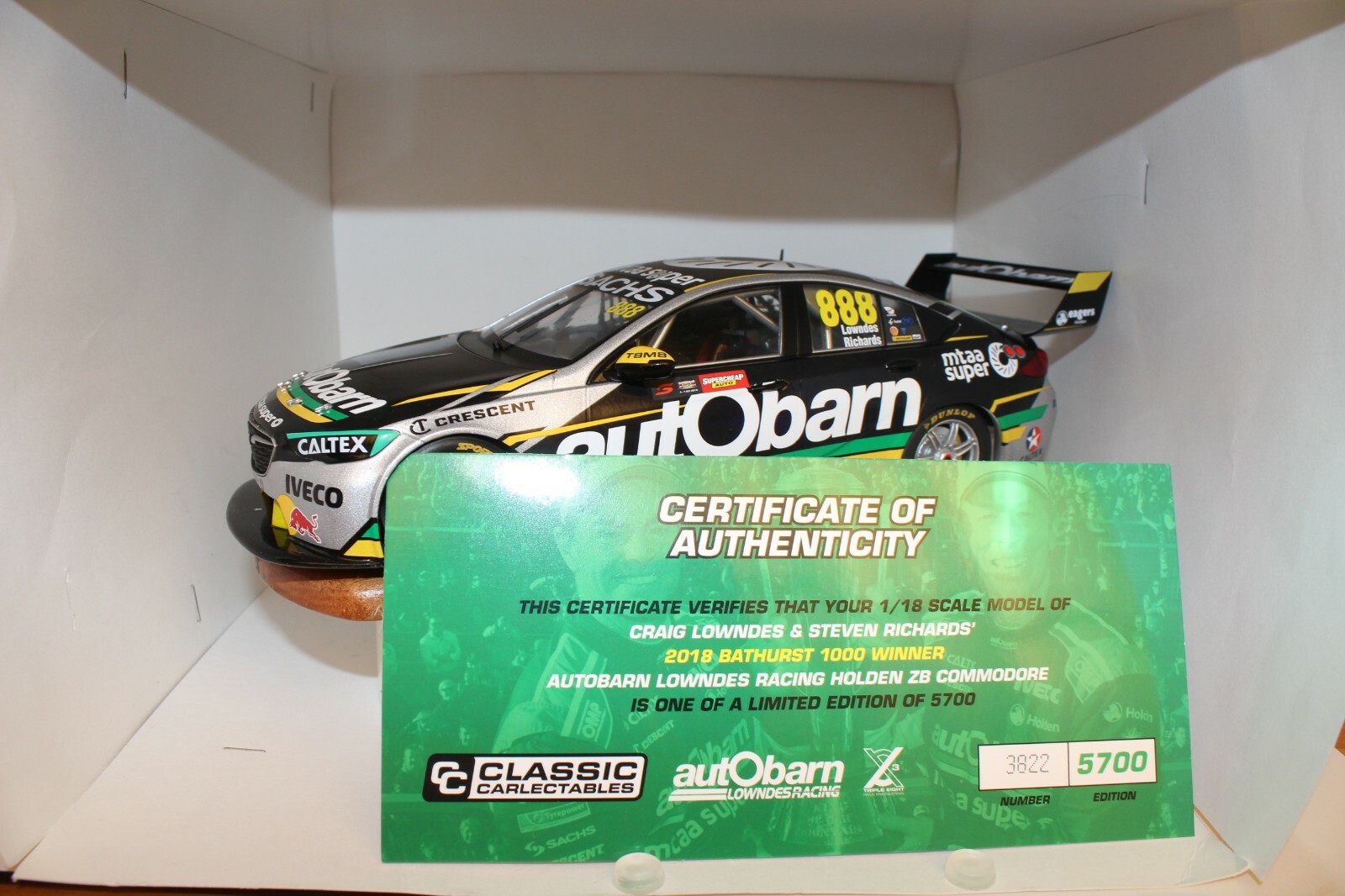 Classic Carlectables 18682 Holden Zb Commodore Lowndes Autobarn