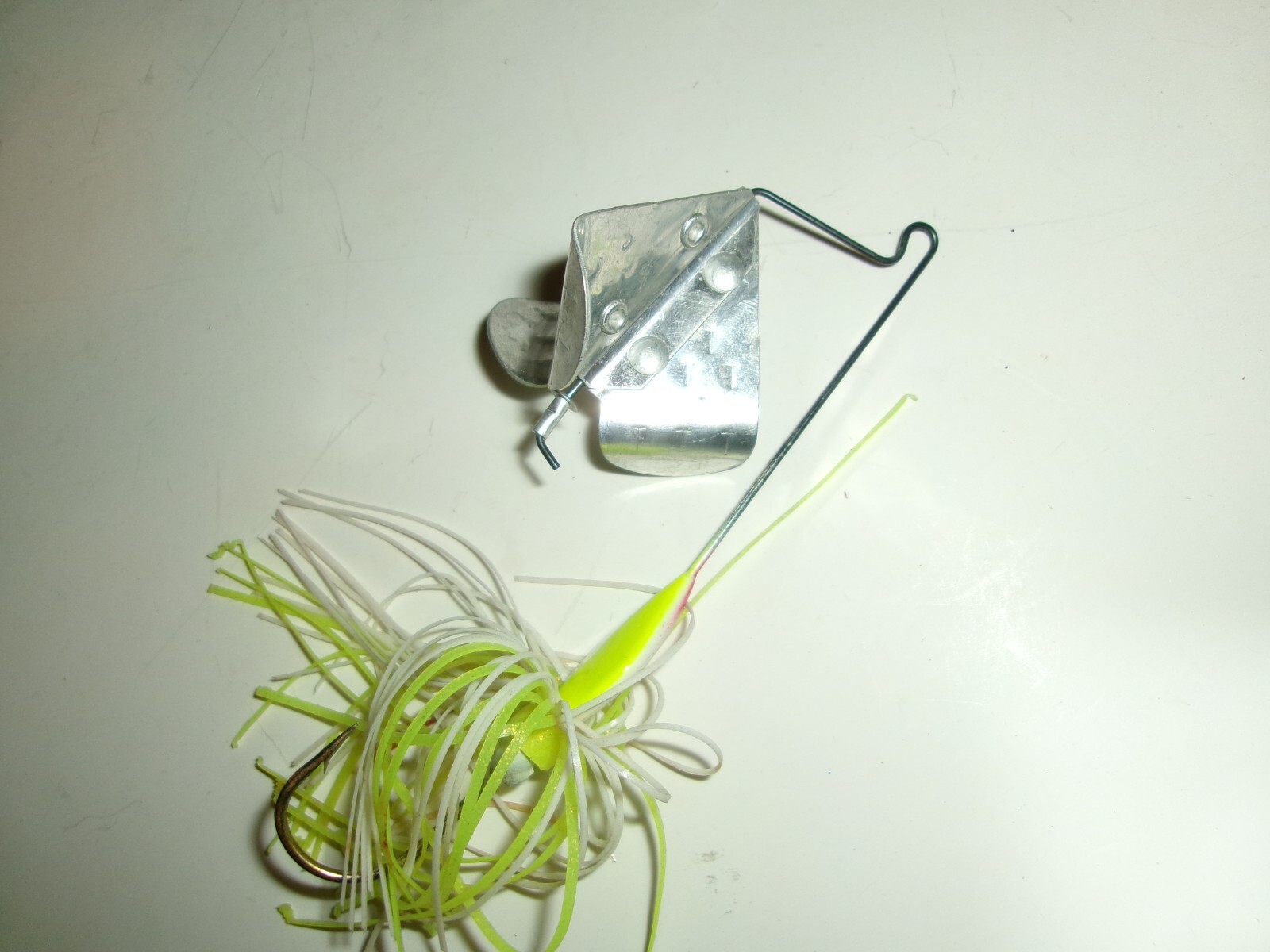 Unknown 3/4 oz. Titanium Wire Triple Wing Buzzbait Lure Buzzer Buzz - Used* - Image 5