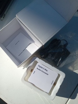 Digitech Digital Audio Converter and Repeater (CoAx/TOSLINK)