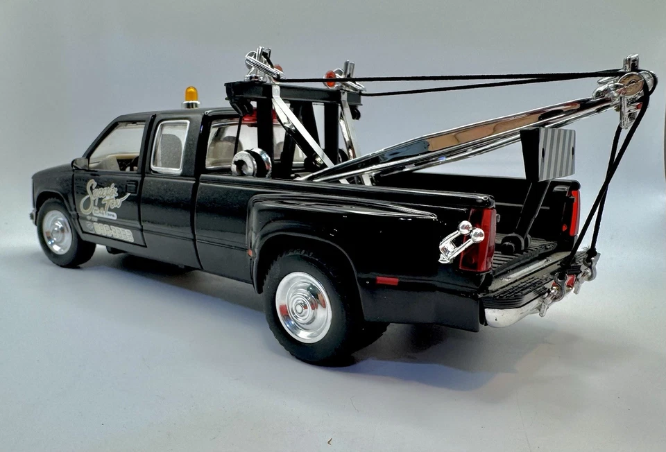 Camión grúa Sunnyside Superior 1997 Chevy CK 3500 escala 1:24 modelo diecast Foto 3 de 4