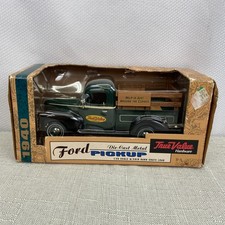 Ertl Collectibles - True Value - 1940 Ford Pickup Truck Bank Ertl Collectibles - True Value - 1940 Ford Pickup Truck Bank