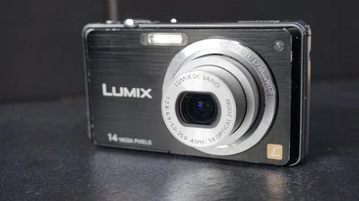 Panasonic Lumix DMC-FS11