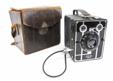 Kodak Brownie 620 BOX CAMERA   Dr. Nagel-Werk Stuttgart, 1933 Germany   Working