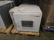 Gebrauchter Heraeus Trockenschrank UT 6060, 300&deg;C