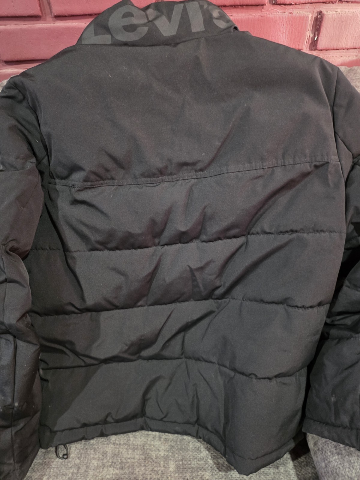 Levi's men Bubble Puffer Size Medium Excellent Co… - image 2