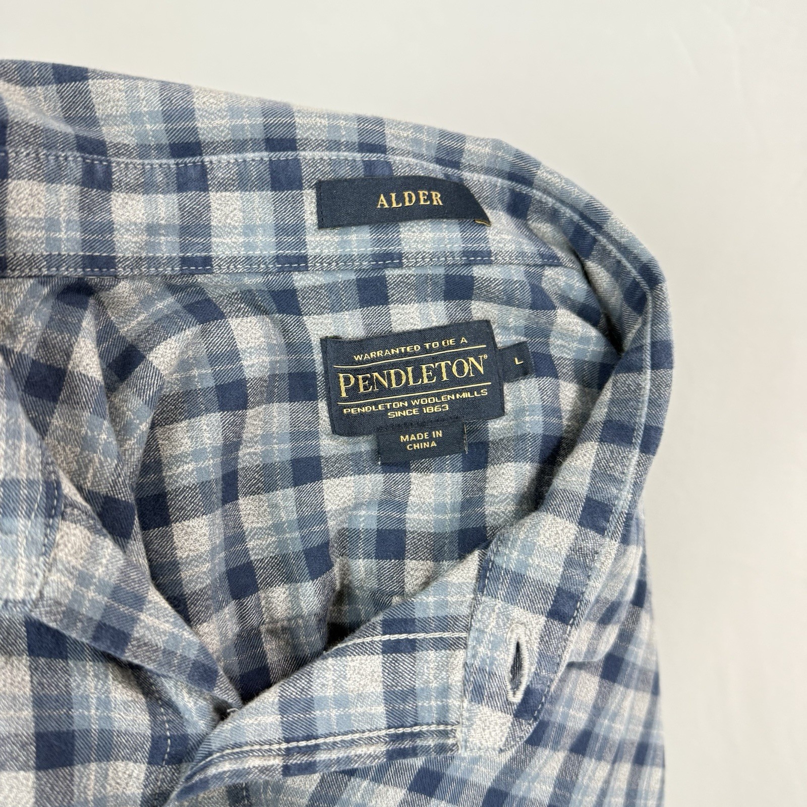 PENDLETON Light Flannel Button Up Shirt Mens Larg… - image 10