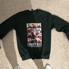 Gildan Heavy Blend Green Christmas Santa Grap...