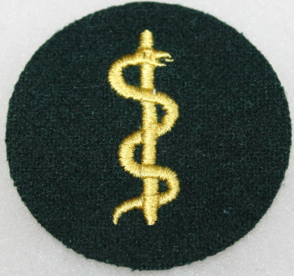 insigne de spécialité sanitaire mle36 ,armée de terre allemande 2eWW