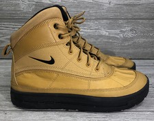 Nike Woodside 2 High ACG Brown/Tan Boot Hiking Size 7 Youth Or Women Size 8.5