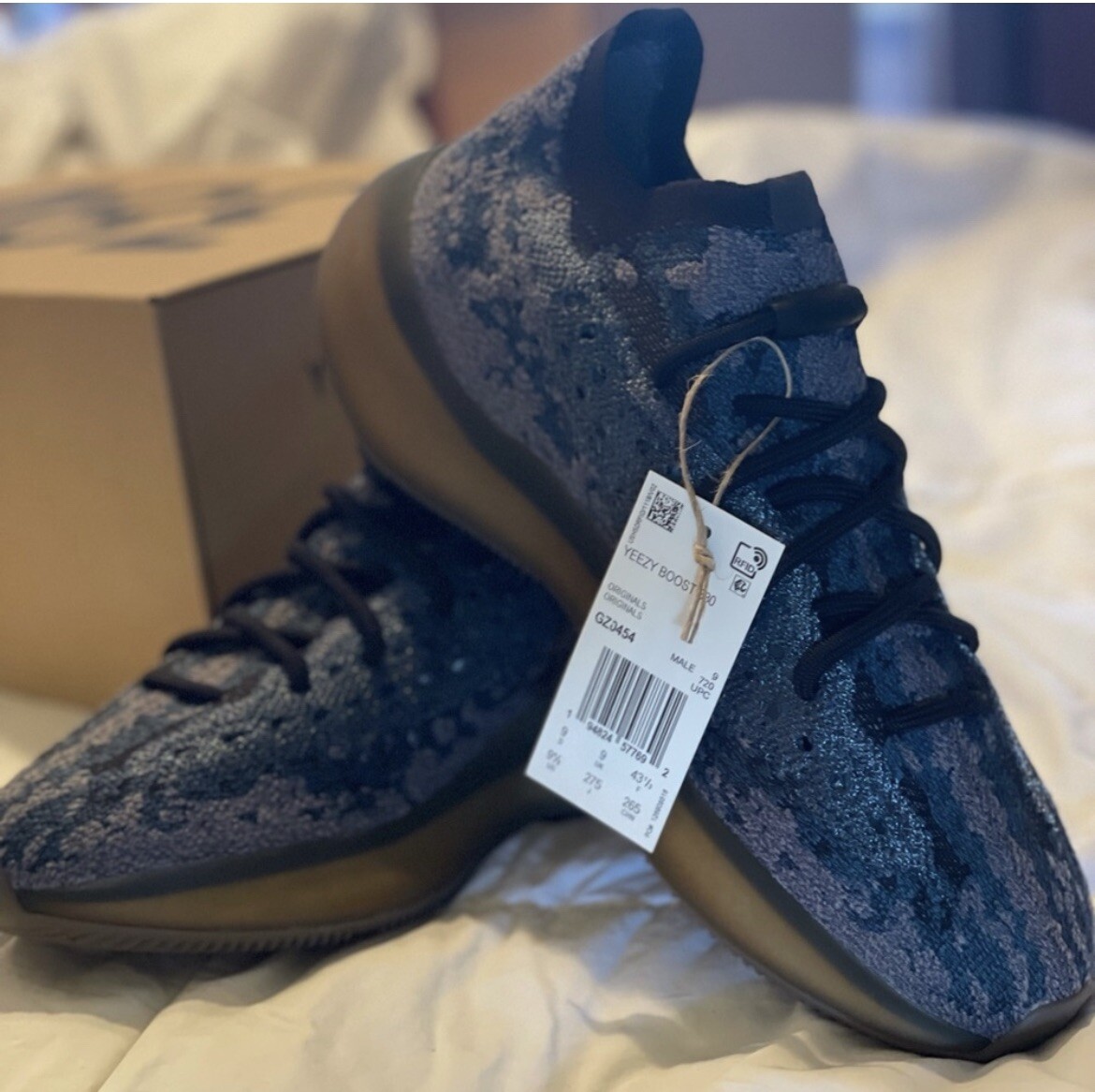 yeezy covellite stockx