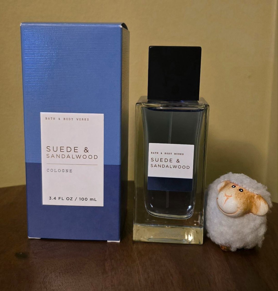 Bath Body Works Men's Collection SUEDE SANDALWOOD Cologne