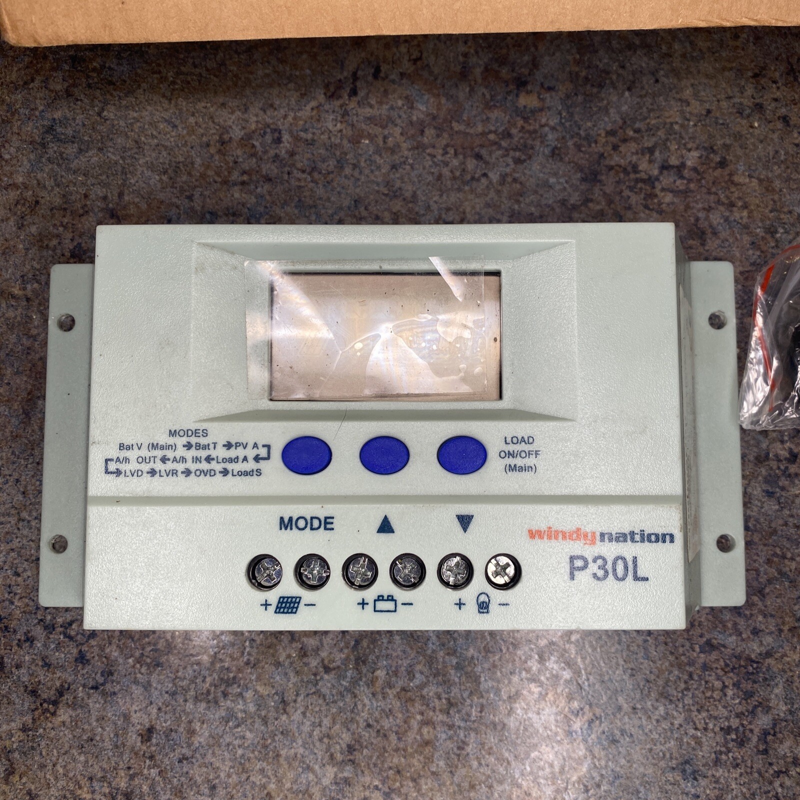 P30L LCD 30A Solar Panel Regulator Charge Controller 12V 24V 390W 780W 