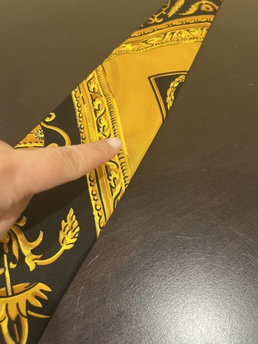 Gianni Versace Cravatte 100% Silk Men’s Neck Tie Baroque Gold Black - Picture 4 of 7