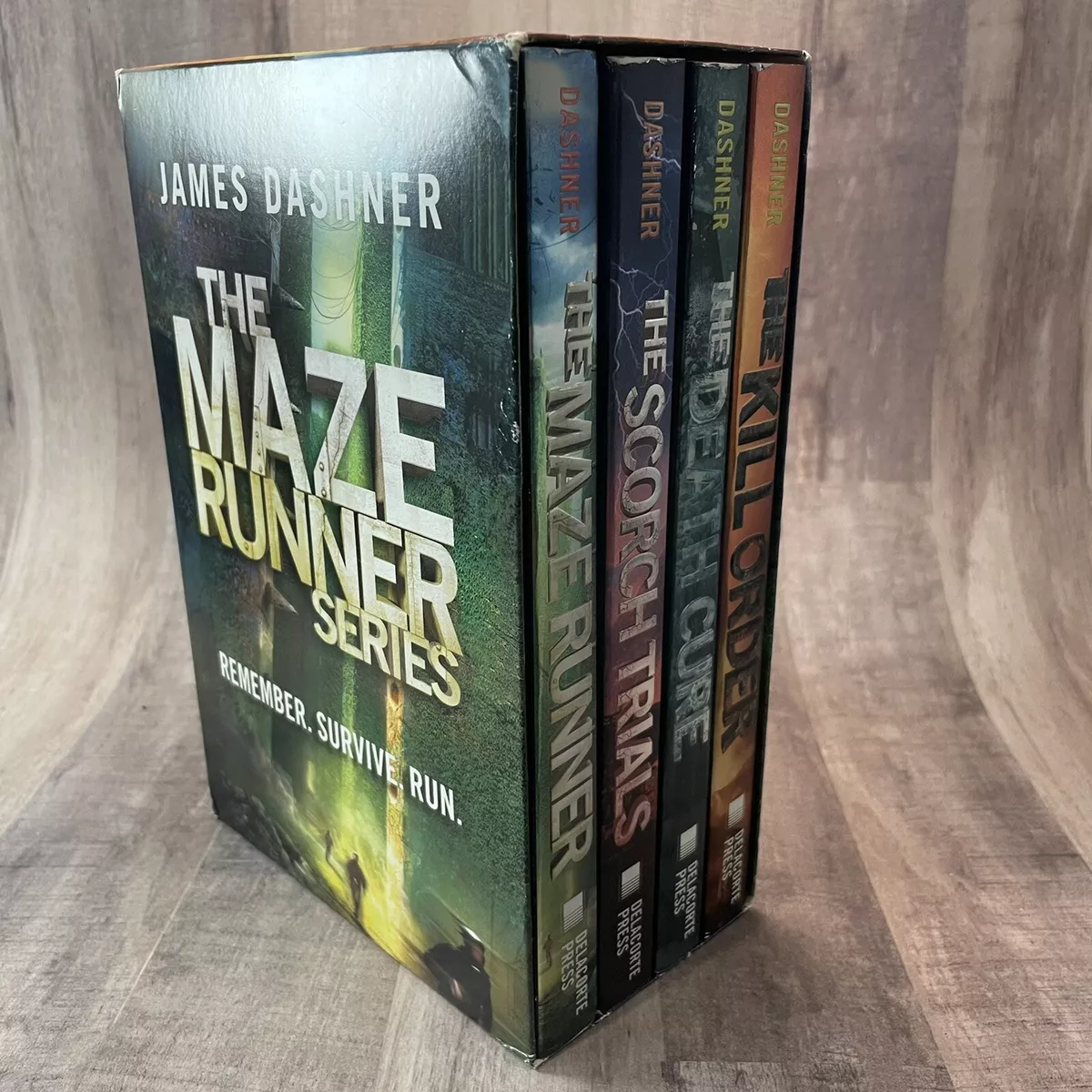 The Maze Runner 4 Book Boxed Set Series Books James Dashner Complete  Collection