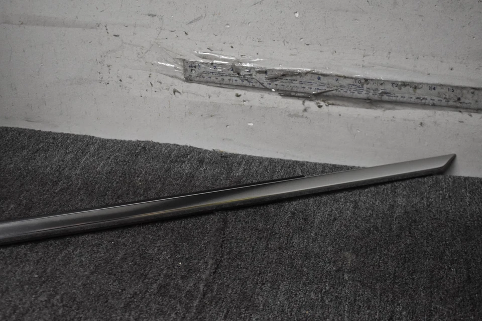 Mercedes Benz CLS550 2012-2018 correa tira meteorológica fabricante original Foto 3 de 4