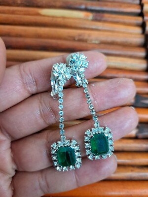 Statement vtg  Ciner green gripoix  rhinestone silver Tone  clip on earrings