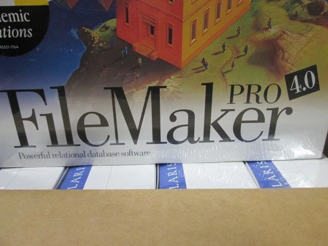 Claris FileMaker 4.0 Pro PC MAC CD Software Brand New Powerful Data Management! - Image 2 of 4