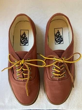 Vans Off the Wall Sequoia bootlace gumsole sneakers
